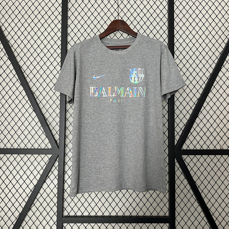 CAMISETA BARCELONA EDICIÓN LIMITADA BALMAIN PARIS GRIS 24/25 HOMBRE