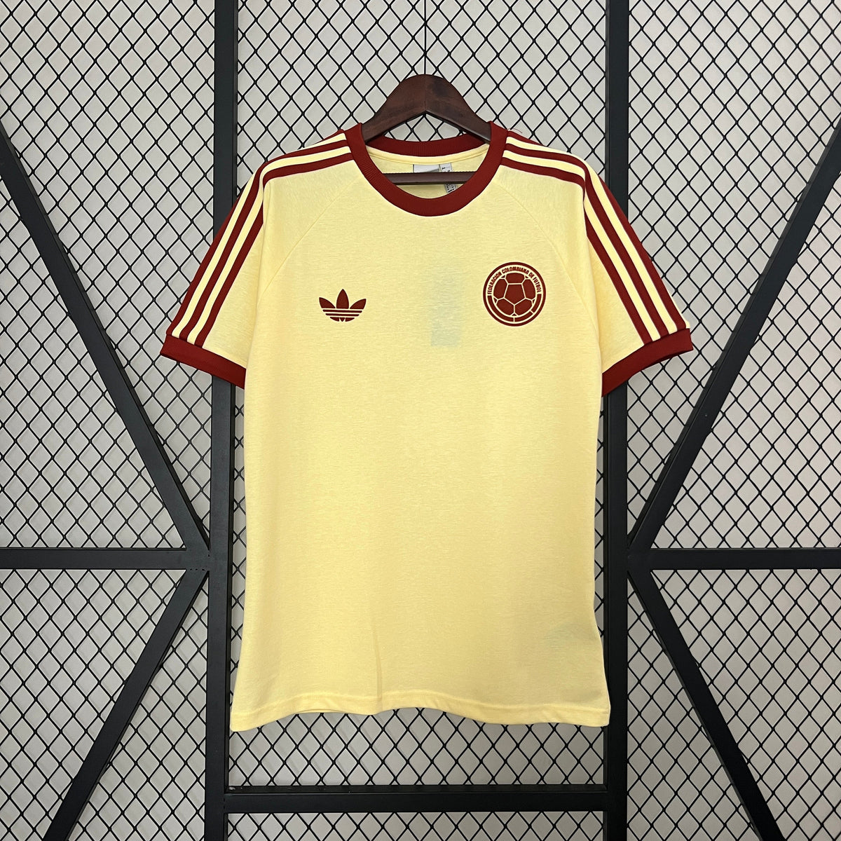 CAMISETA COLOMBIA EDICION LIMITADA ADIDAS RETRO I 24 25 HOMBRE